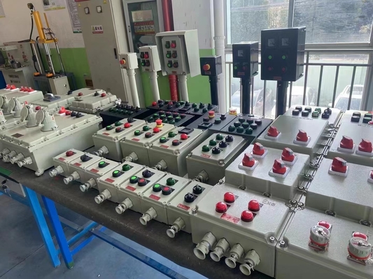 AC220/380V 2MM 스틸 플레이트 안전 전기 시스템에 대한 폭발 방지 제어 패널