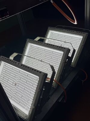 플라드 라이트 폭발 방지 LED 조명 전구 10-400W 와트 LED 빔 각 120도 ATEX/IECEx