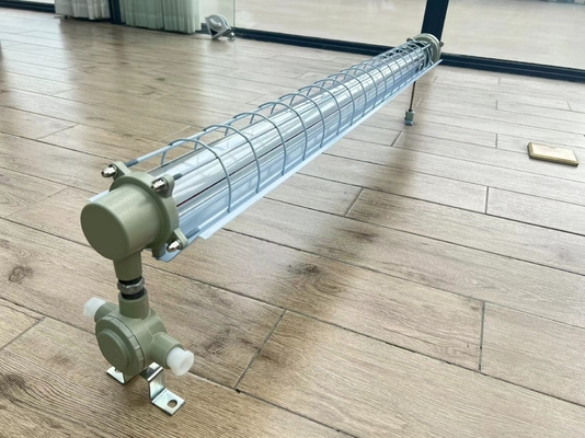 핫 판매 폭발 방지 선형 빛 18-36W 1200mm 높은 반성 коррозия 성능을 가진 엑스-증명 형광등