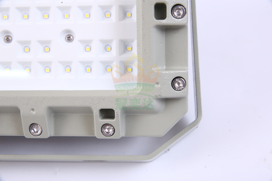 ATEX IECE 석유 및 가스 회사 광산 폭발 방지 LED 홍수등 150W 140lm/w