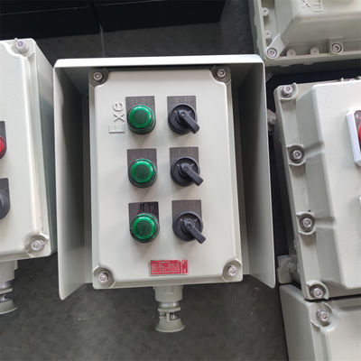 IP66 WF2 보호 폭발 방지 광섬유 패치 패널 무거운 장비용 방화 방지 제어 전력 분배 패널