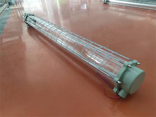 ATEX Ex proof LED 선형 조명 장치 100lm/w IP66 습한 환경에 대한 부식 저항성