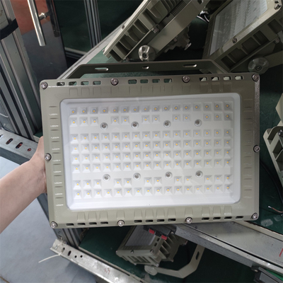 200W ATEX 인증 방폭 LED 투광등 – 석유 및 가스 Zone 1용 방염 조명 솔루션 | 160lm/W 고루멘 출력