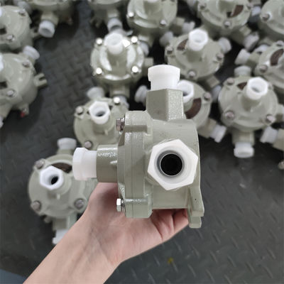 사용자 지정 장치 IP66 방수 ATEX 접합 상자 장치 불 retardant 전력 220V / 380V 주조 알루미늄 접합 상자