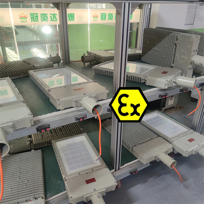 LED 폭발 방지 플라드 라이트 CNEX / IECEx / ATEX 승인 스마트 설치 위험 작업 환경에 이상적인 긴 수명
