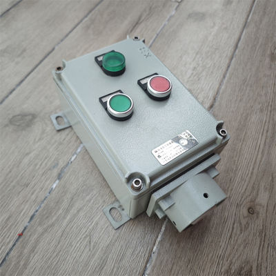 220V ATEX Ex Db IIC T6 Gb Ex-Proof 컨트롤 스테이션 설치가 쉽다 생산에 적합하다