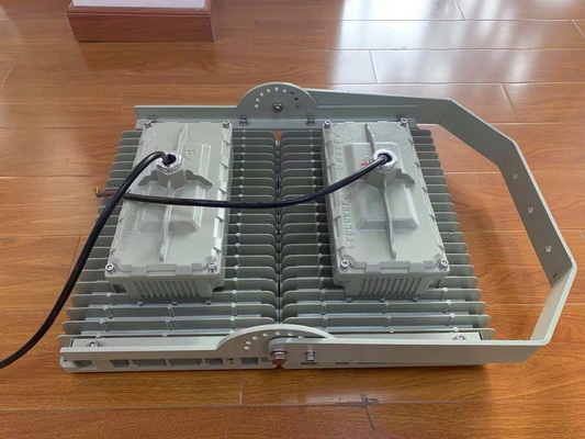 방폭 LED 도로 조명 250W | ATEX CNEX 인증, 위험 지역 1 구역 2 구역 적용