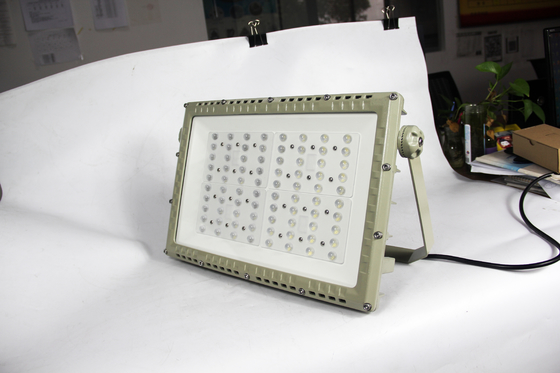 방폭 LED 도로 조명 250W | ATEX CNEX 인증, 위험 지역 1 구역 2 구역 적용