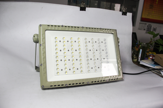 방폭 LED 도로 조명 250W | ATEX CNEX 인증, 위험 지역 1 구역 2 구역 적용
