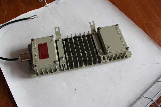 천장 장착 폭발 방지 LED 홍수등 석유 산업용 내구성 및 조명