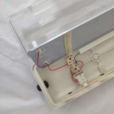 내구성이 뛰어난 BYS 시리즈 방폭형 선형 조명 - 삼중 인증 - ATEX/IECEx/CNEX 승인 위험 지역 LED 조명기구, IP66 등급, 5년 보증, 맞춤형 와트수 및 크기