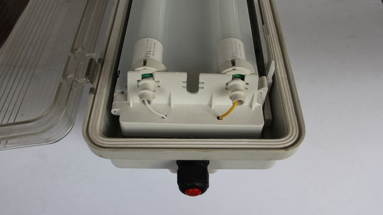 내구성이 뛰어난 BYS 시리즈 방폭형 선형 조명 - 삼중 인증 - ATEX/IECEx/CNEX 승인 위험 지역 LED 조명기구, IP66 등급, 5년 보증, 맞춤형 와트수 및 크기