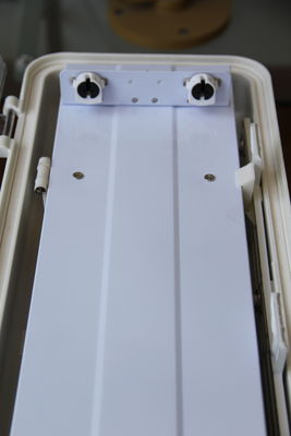 ATEX/IECEx/CNEX 인증 위험 지역 LED 조명, IP66 등급, 5년 보증, 맞춤형 와트 및 크기, 내구성이 뛰어난 BYS 시리즈 방폭형 선형 조명, 삼중 인증