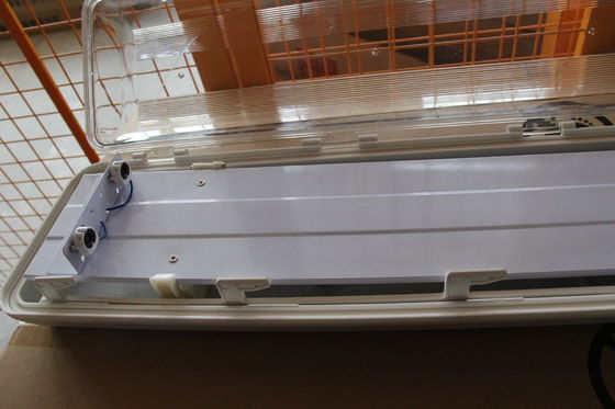 ATEX/IECEx/CNEX 인증 위험 지역 LED 조명, IP66 등급, 5년 보증, 맞춤형 와트 및 크기, 내구성이 뛰어난 BYS 시리즈 방폭형 선형 조명, 삼중 인증