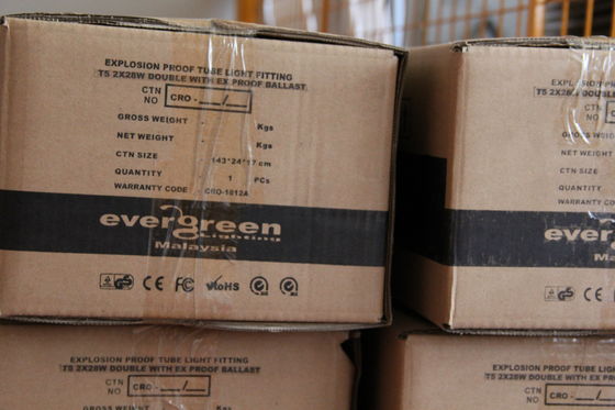 ATEX/IECEx/CNEX 인증 위험 지역 LED 조명, IP66 등급, 5년 보증, 맞춤형 와트 및 크기, 내구성이 뛰어난 BYS 시리즈 방폭형 선형 조명, 삼중 인증