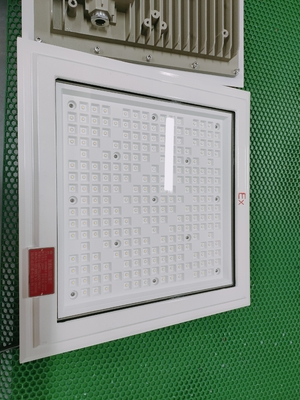 야외 폭발 방지 LED 라이트 18*18 인치 제곱 모양 100-250W 주유소 라이트