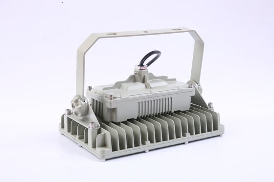 Outdoor Explosion Proof Solar Street Light Ip66 100w 200w Led Flood Light Efficiency 130lm/w With Five Years Warranty