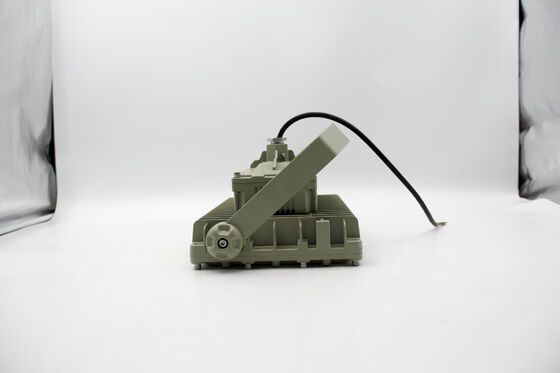 ATEX 알루미늄 합금 셸 구역1,2 고전력 200W 240W LED 플라드 라이트 폭발 방지 IP66 등급 6000-6500K OEM ODM