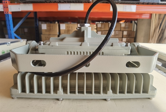 100W AC100-277V 폭발 방지 LED 홍수등 석유, 가스, 석유화학 분야에 사용됩니다