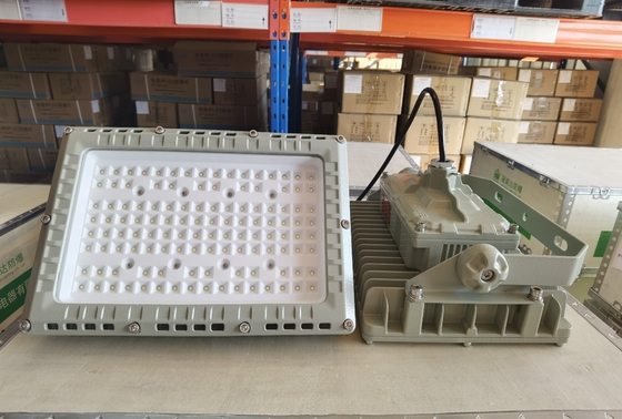 150w Ip66 및 130lumen / Watt 폭발 방지 LED 홍수 조명 1, 2 및 21 구역,22